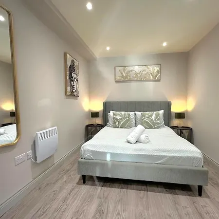 Apartment Stylish Modern Flat 2 Guests Wi-fi Leeds (West Yorkshire)
